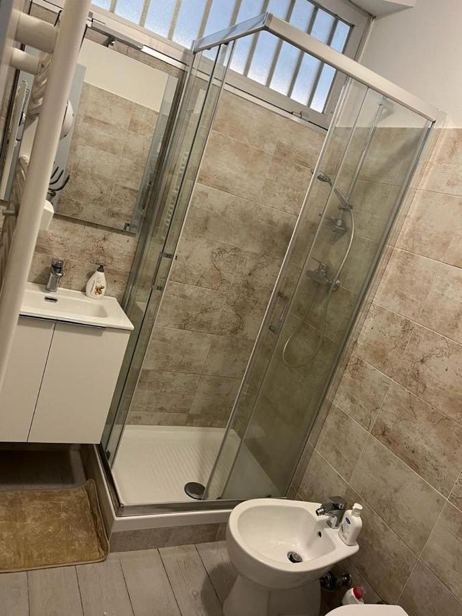 Einaudi Apartment Cologno Monzese Kültér fotó